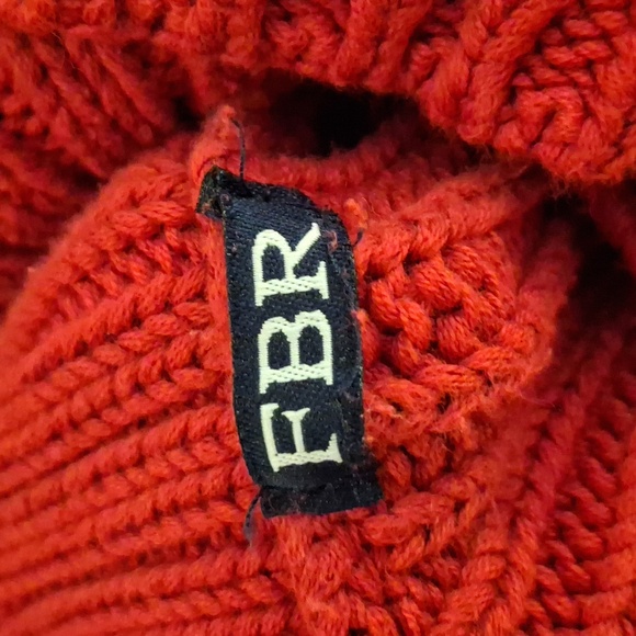 Turtleneck sweater - Picture 3 of 3